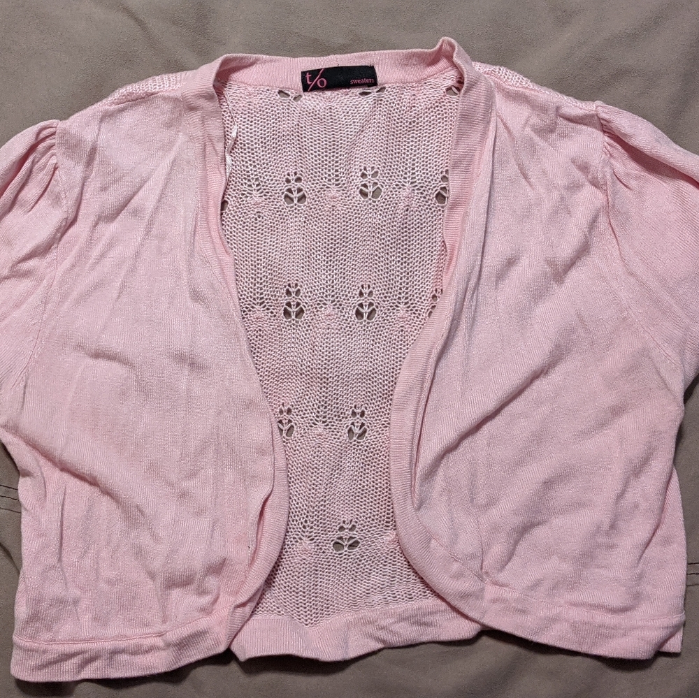 Short sleeve cropped cardigan